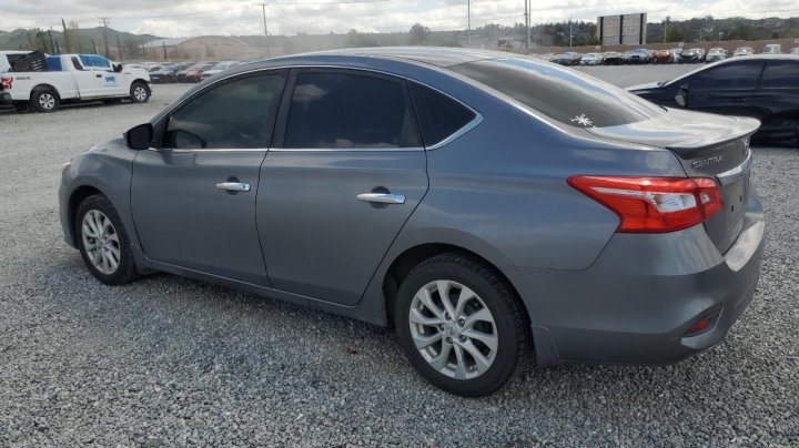 Nissan Sentra S 2017