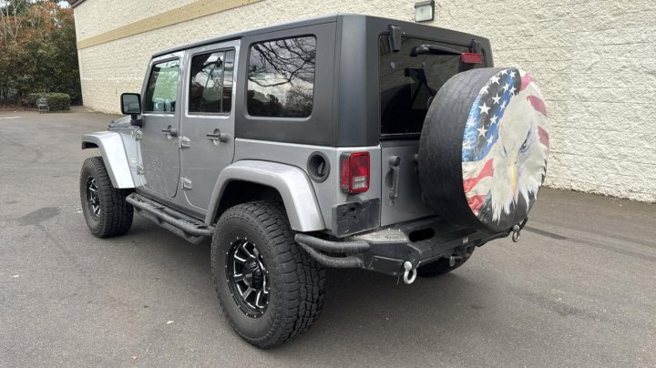 JEEP WRANGLER SAHARA 2015