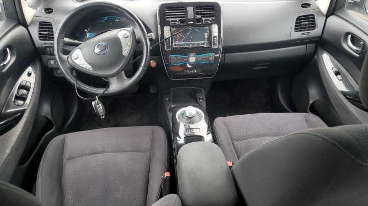 Nissan Leaf SV 2016