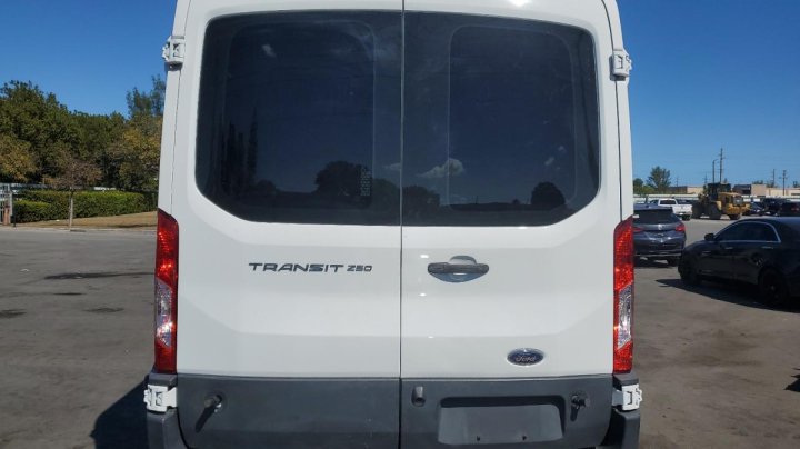 Ford TRANSIT T-250 2016
