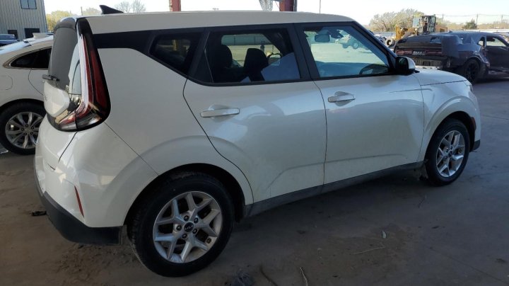 KIA Soul LX 2023