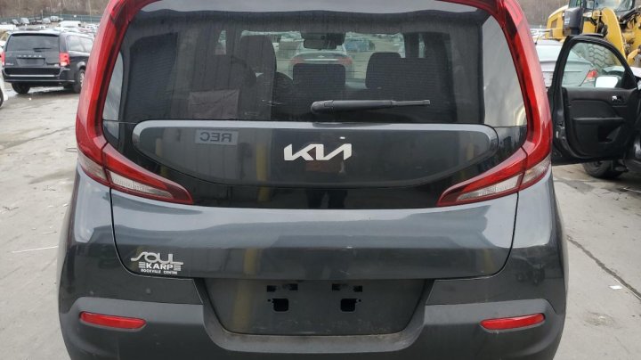 KIA Soul LX 2022