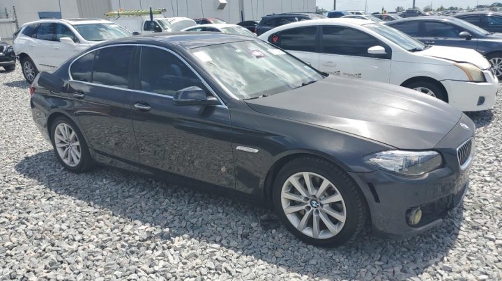 BMW 5 Series I 2016