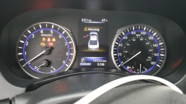INFINITI Q60 LUXE 300 2018