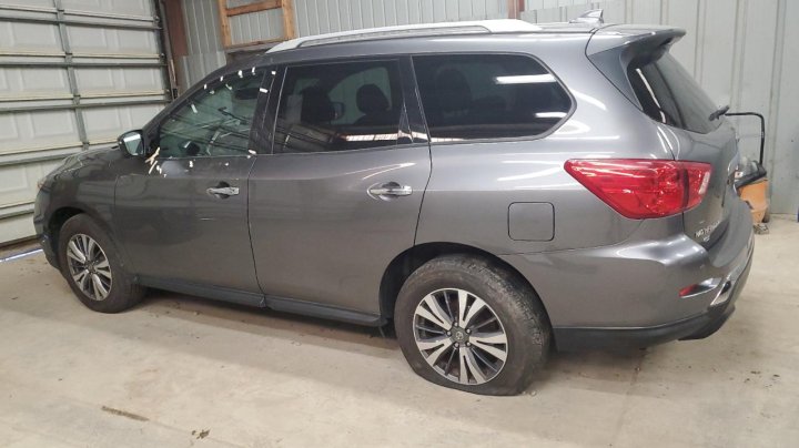 Nissan Pathfinder S 2019