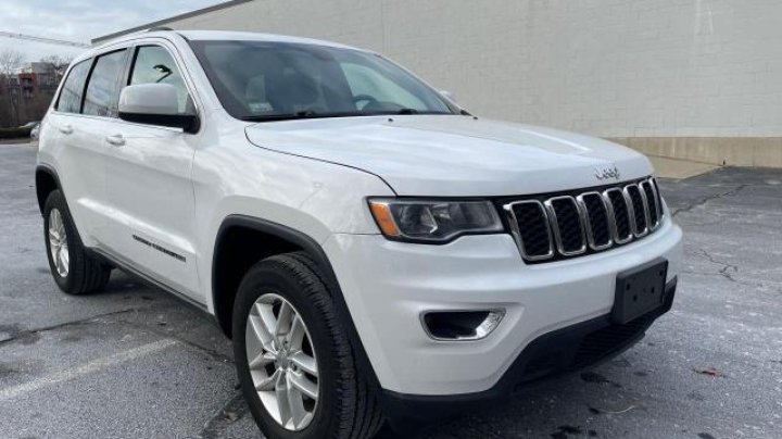 JEEP Grand Cherokee LAREDO 2017