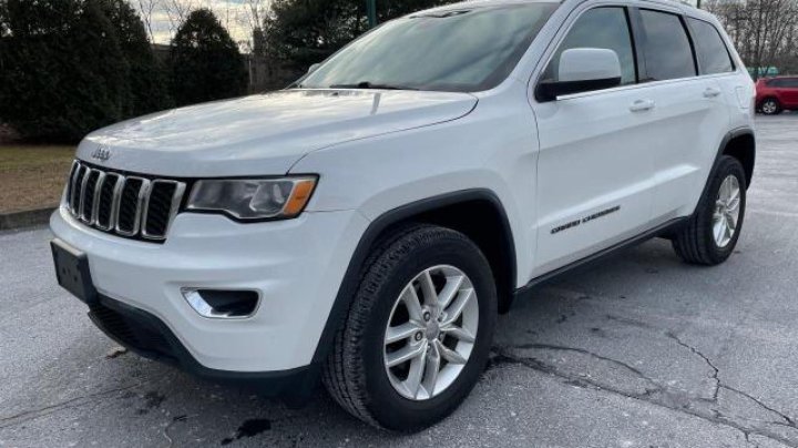JEEP Grand Cherokee LAREDO 2017