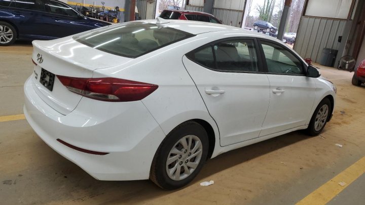 Hyundai Elantra SE 2017
