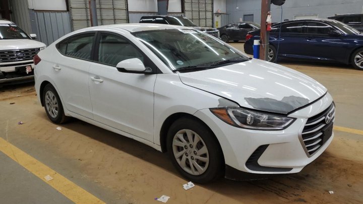 Hyundai Elantra SE 2017