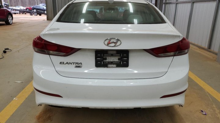 Hyundai Elantra SE 2017