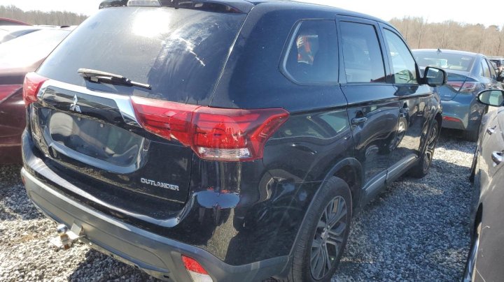 Mitsubishi Outlander ES 2018