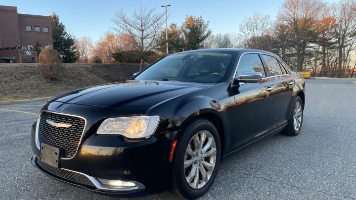 CHRYSLER 300C  2016