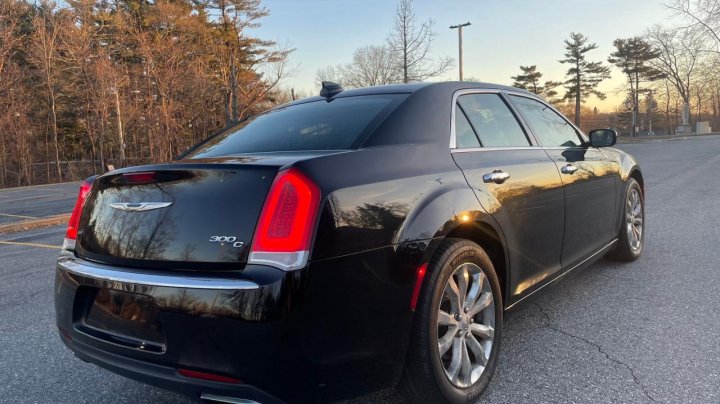 CHRYSLER 300C  2016