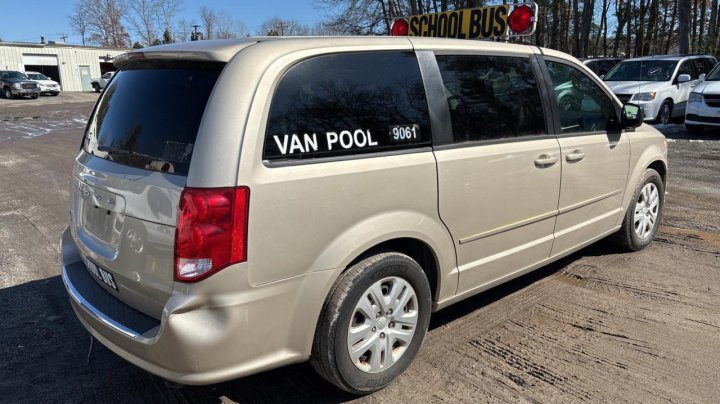 Dodge Grand Caravan SE 2015