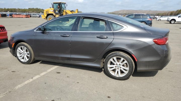 CHRYSLER 200 LIMITED 2016