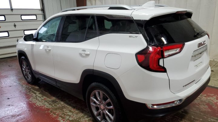 GMC TERRAIN SLT 2024