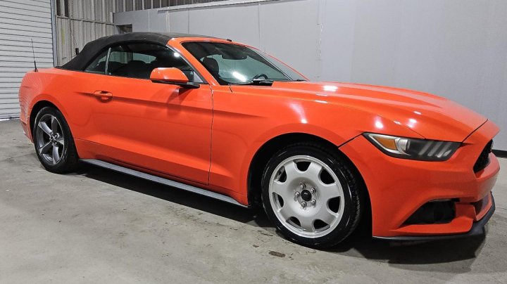 Ford MUSTANG  2015