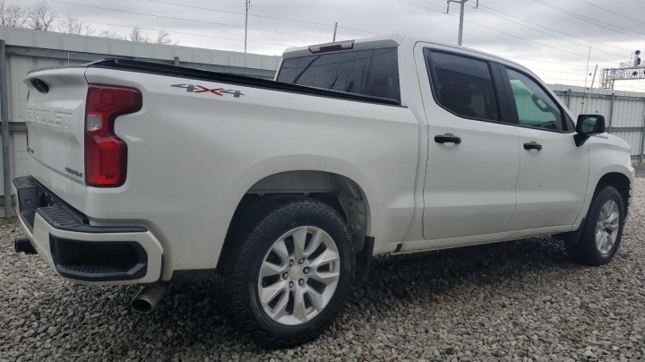 Chevrolet Silverado K1500 CUSTOM 2019