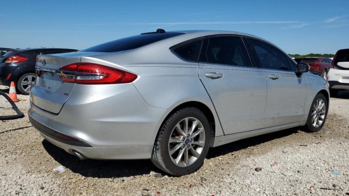 Ford FUSION SE 2017