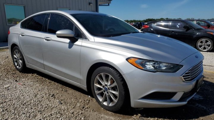 Ford FUSION SE 2017