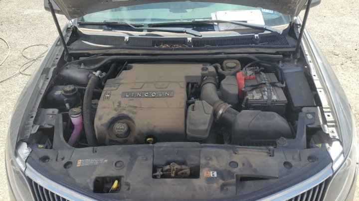 Lincoln MKS  2016
