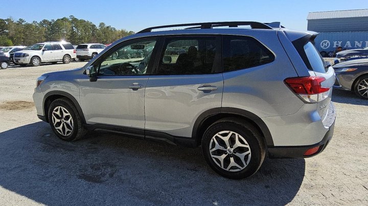 Subaru Forester PREMIUM 2019
