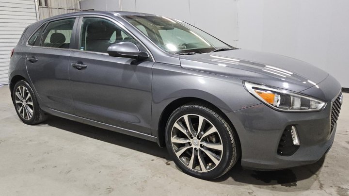 Hyundai Elantra  2018