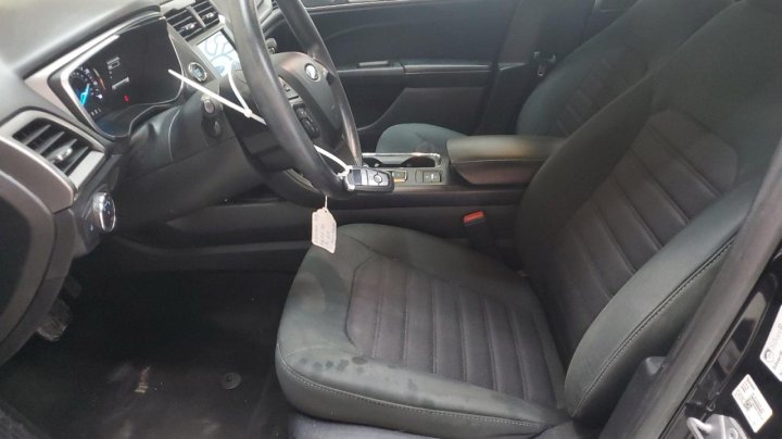 Ford FUSION SE 2020