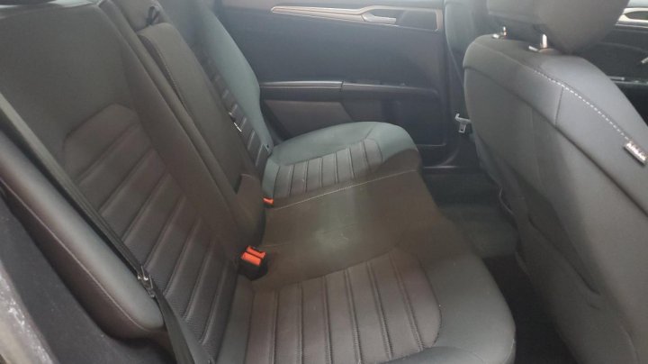 Ford FUSION SE 2020