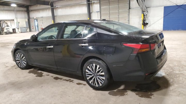 Nissan Altima SV 2023
