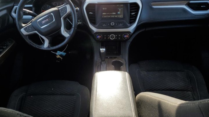 GMC Acadia SLE 2017