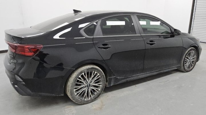 KIA FORTE GT LINE 2024