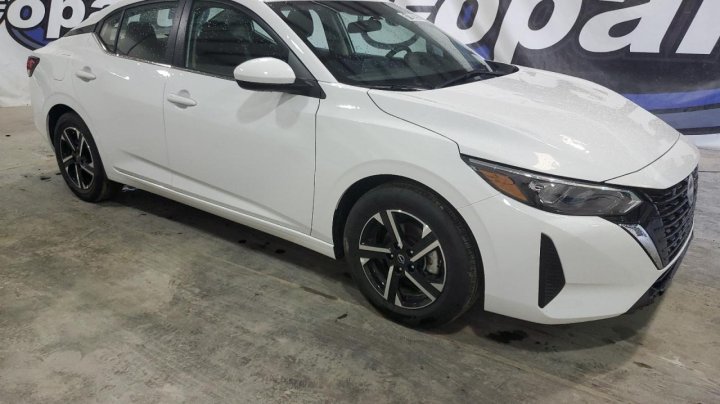 Nissan Sentra SV 2025
