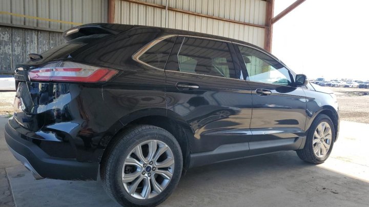 Ford EDGE TITANIUM 2022