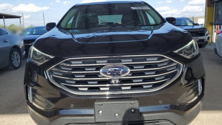 Ford EDGE TITANIUM 2022