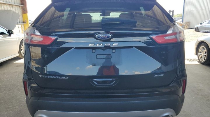 Ford EDGE TITANIUM 2022