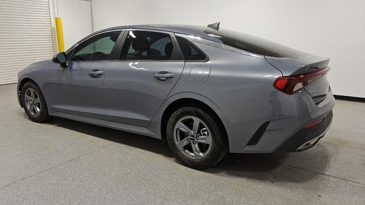 KIA K5 LX 2022
