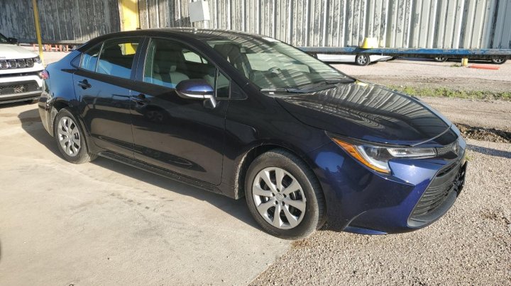 Toyota Corolla LE 2025