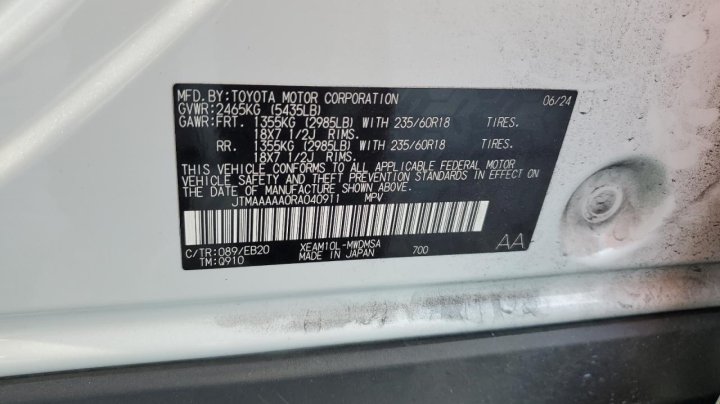 Toyota BZ4X XLE 2024