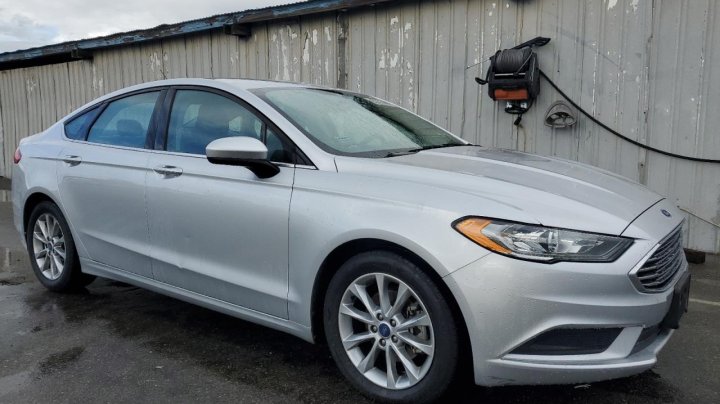 Ford FUSION SE 2017