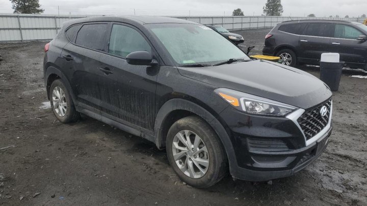 Hyundai Tucson SE 2021