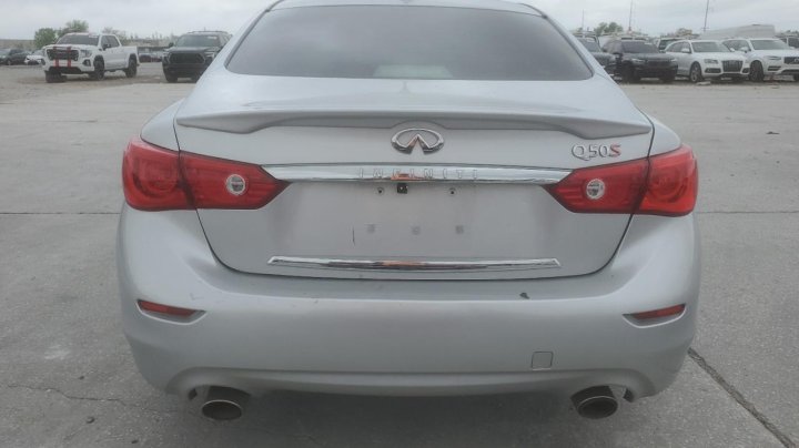 INFINITI Q50 BASE 2015