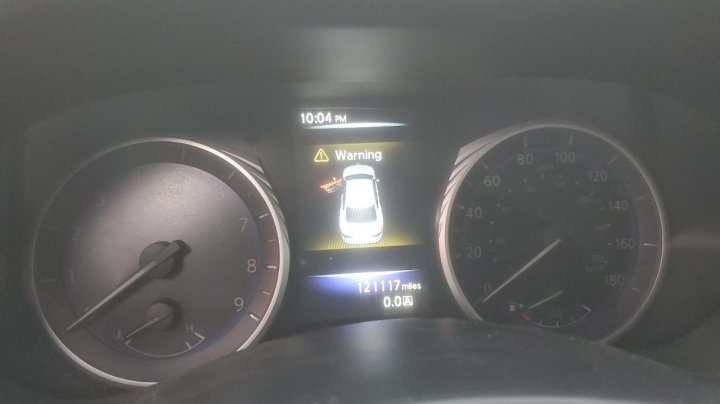 INFINITI Q50 BASE 2015