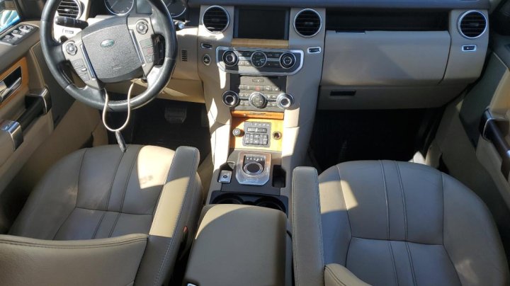 Land Rover LR4 HSE 2015