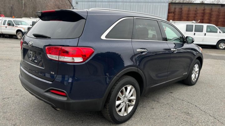 KIA Sorento LX 2016
