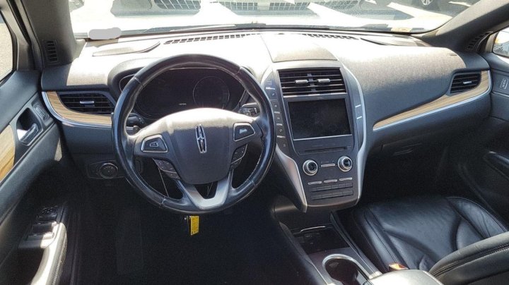 Lincoln MKC  2015