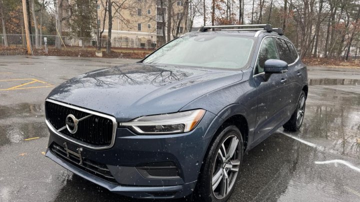 Volvo XC60 T5 MOMENTUM 2018