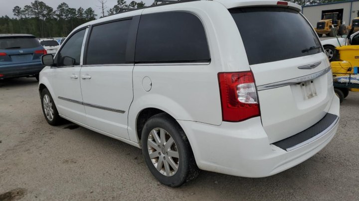 CHRYSLER Town and Country TOURING 2016