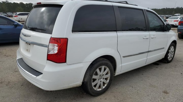 CHRYSLER Town and Country TOURING 2016