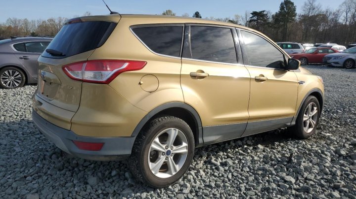 Ford Escape SE 2015